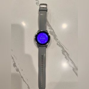 Garmin Vivoactive 4s